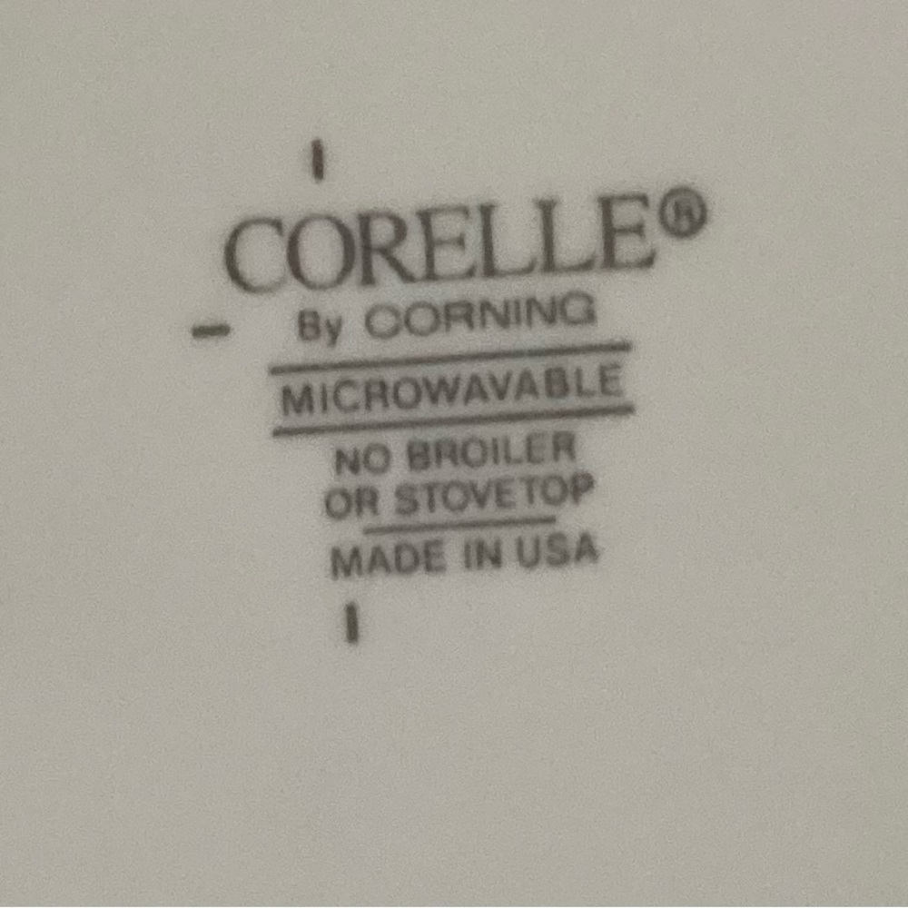 Corelle Corning Sun Blossums Bumble Bees Sunflower Dinner Plates USA Set Of 2 - Picture 4 of 5